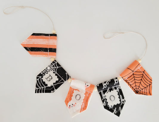 Boo to You Tiny Bunting